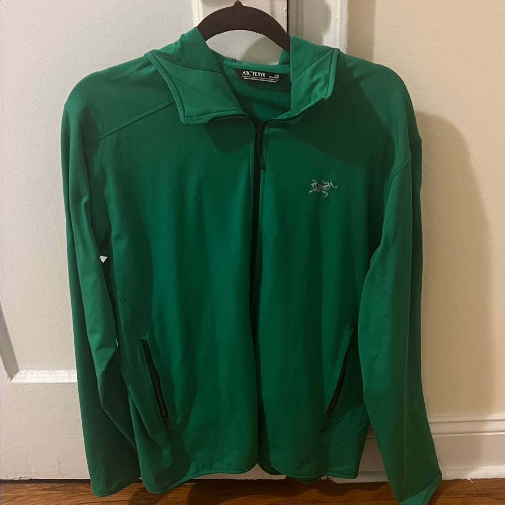 Arc'teryx Men's Vibrant Green Performance Jacket